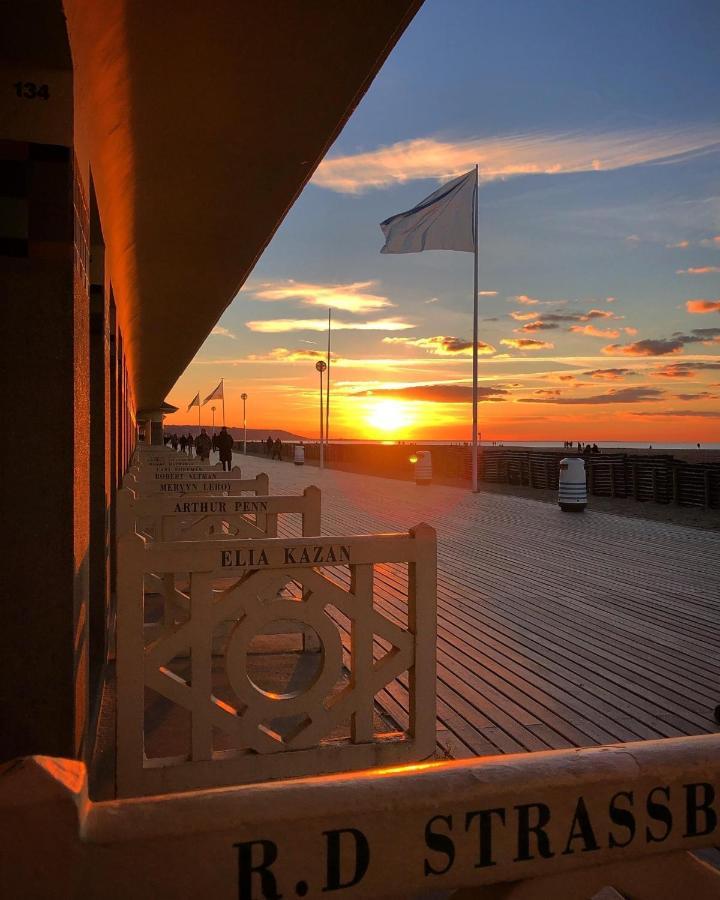 Evasion A Deauville Bagian luar foto
